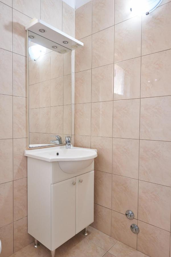 Apartments Lumi Rogoznica  Extérieur photo