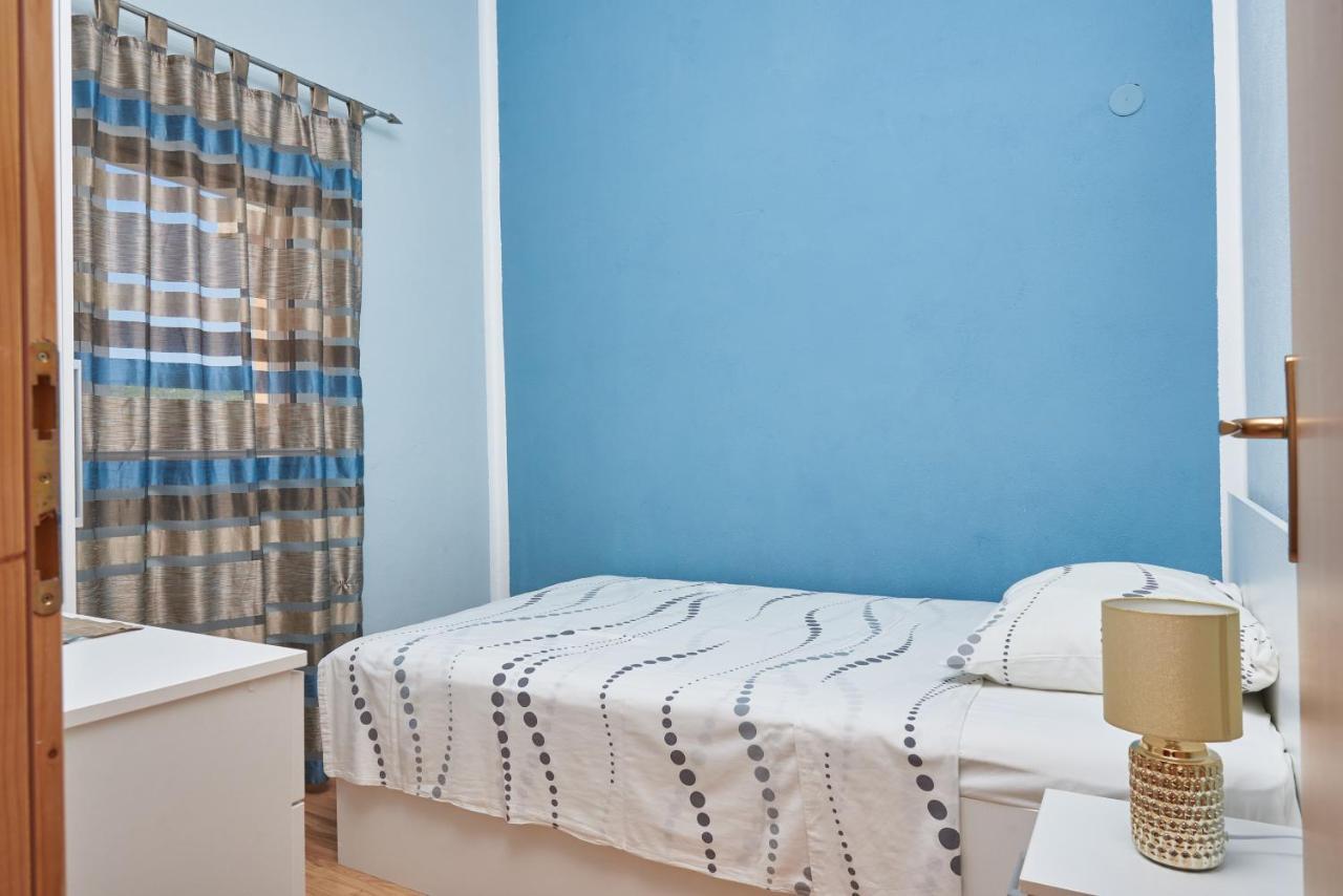 Apartments Lumi Rogoznica  Extérieur photo